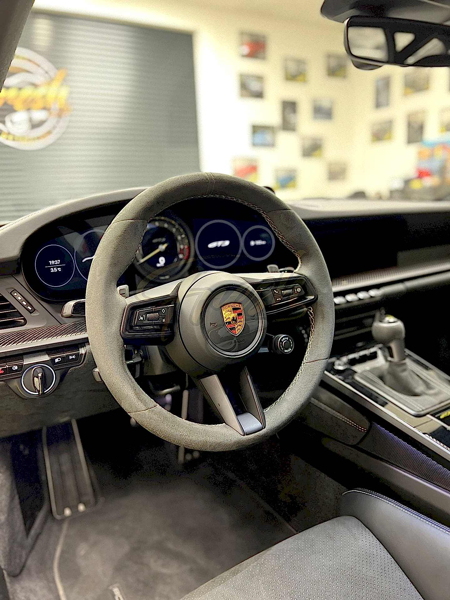 volant alcantara porche